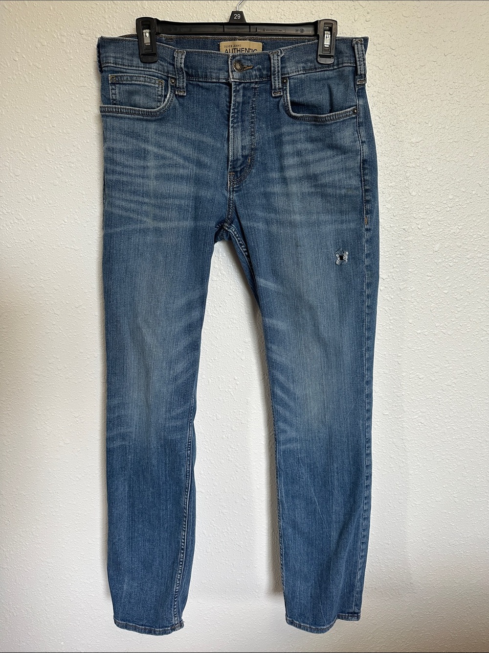 Silver Jeans Slim Denim in Medium Blue with Light Whiskering Size W32/L34